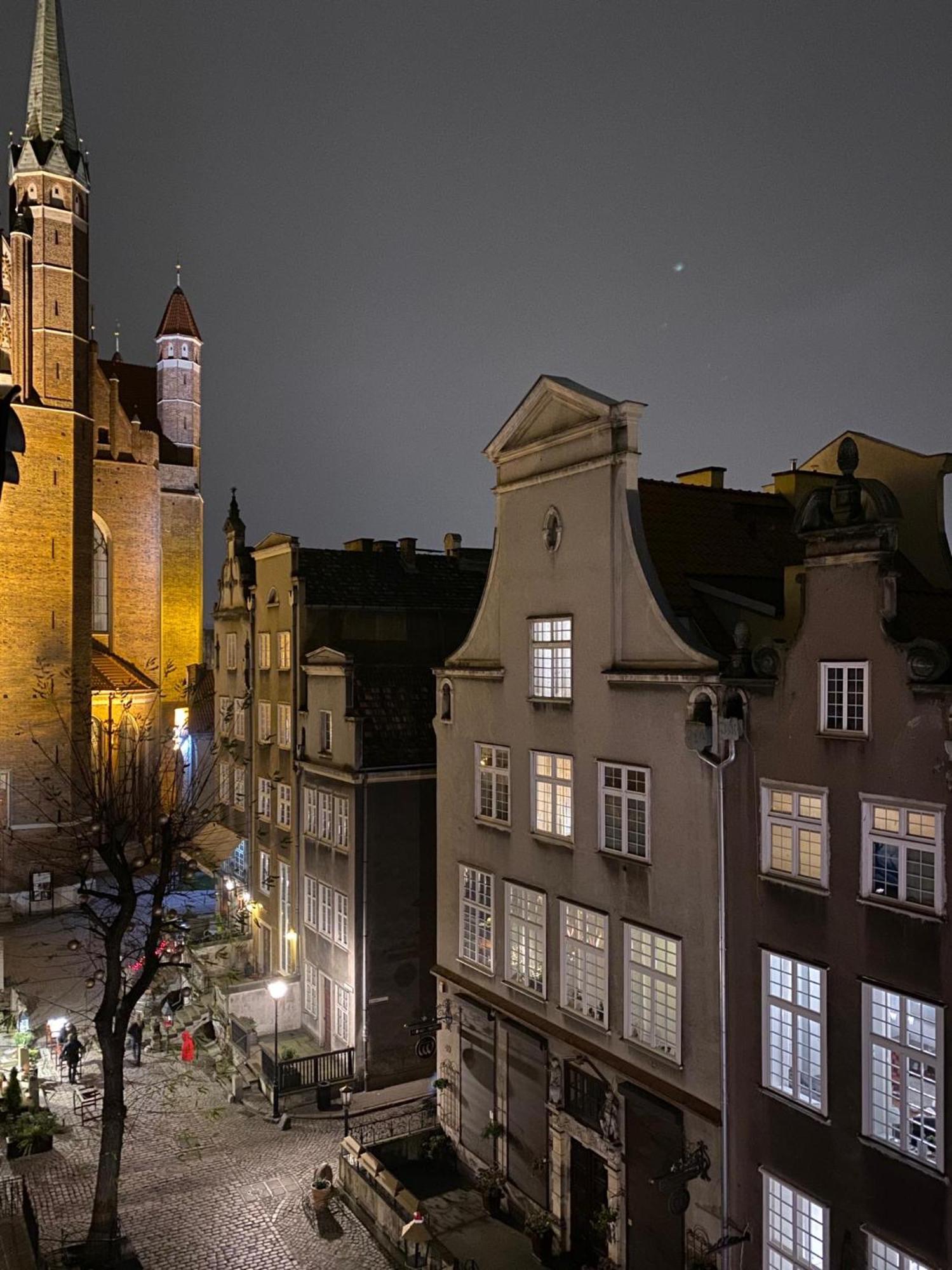 Apartment Old Town Center Mariacka Loft